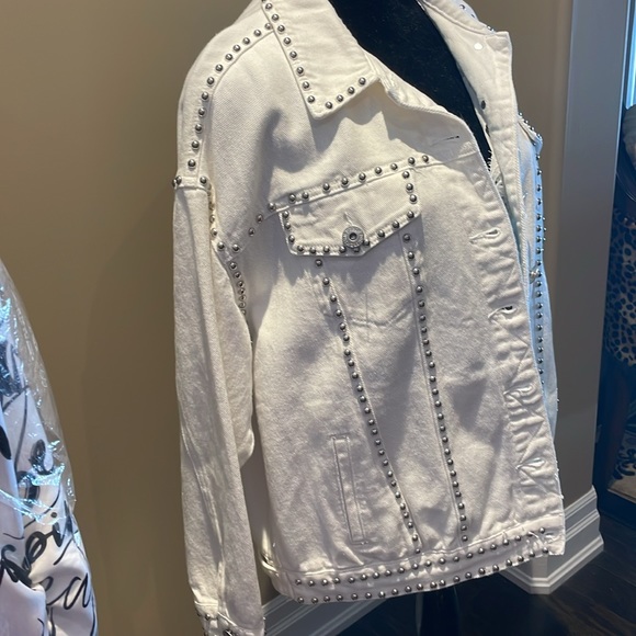White Denim Jacket with silver studs - Picture 1 of 16